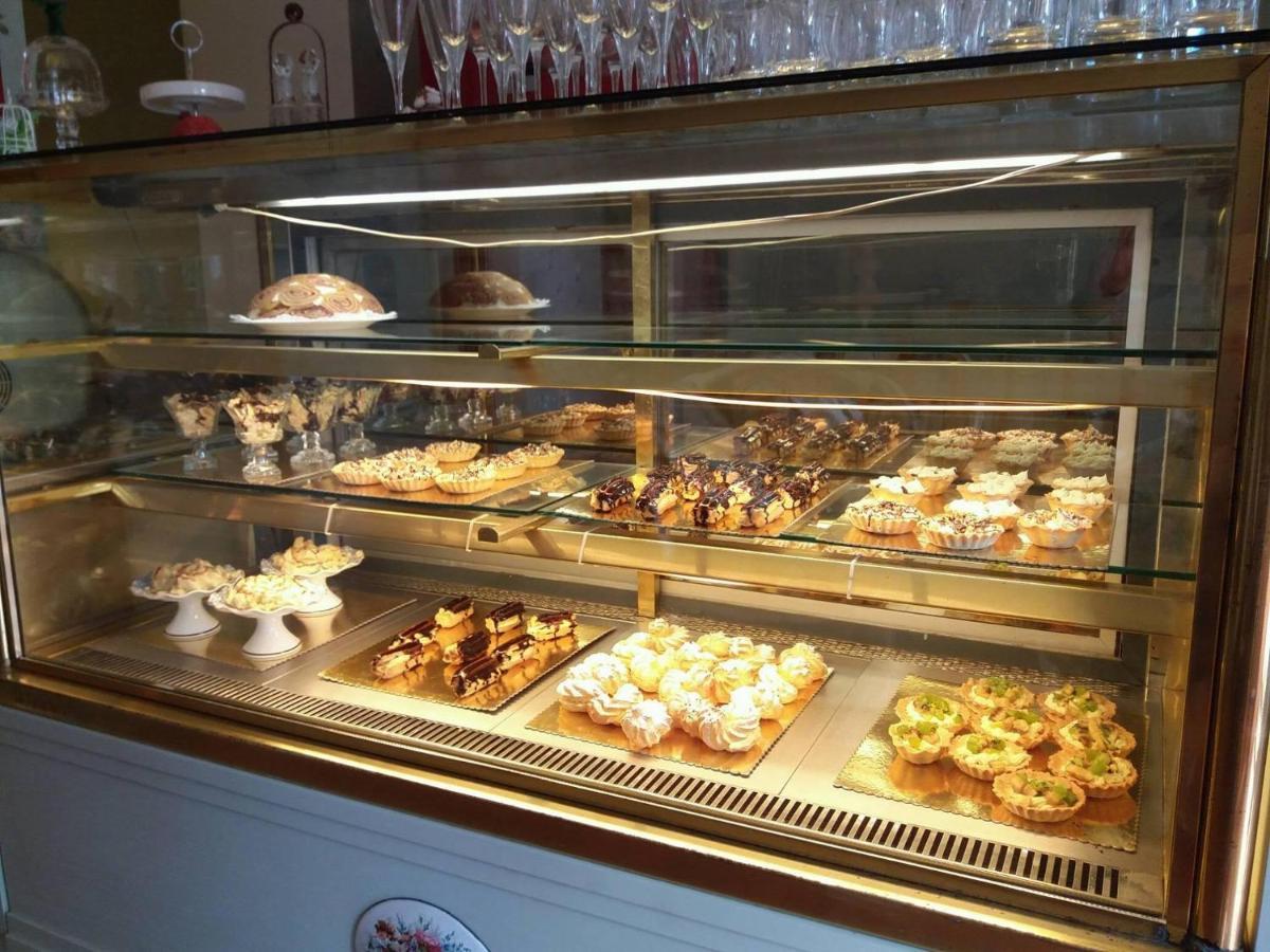 Tatin - Hotel & Cafe In Mtsʼkhetʼa 외부 사진