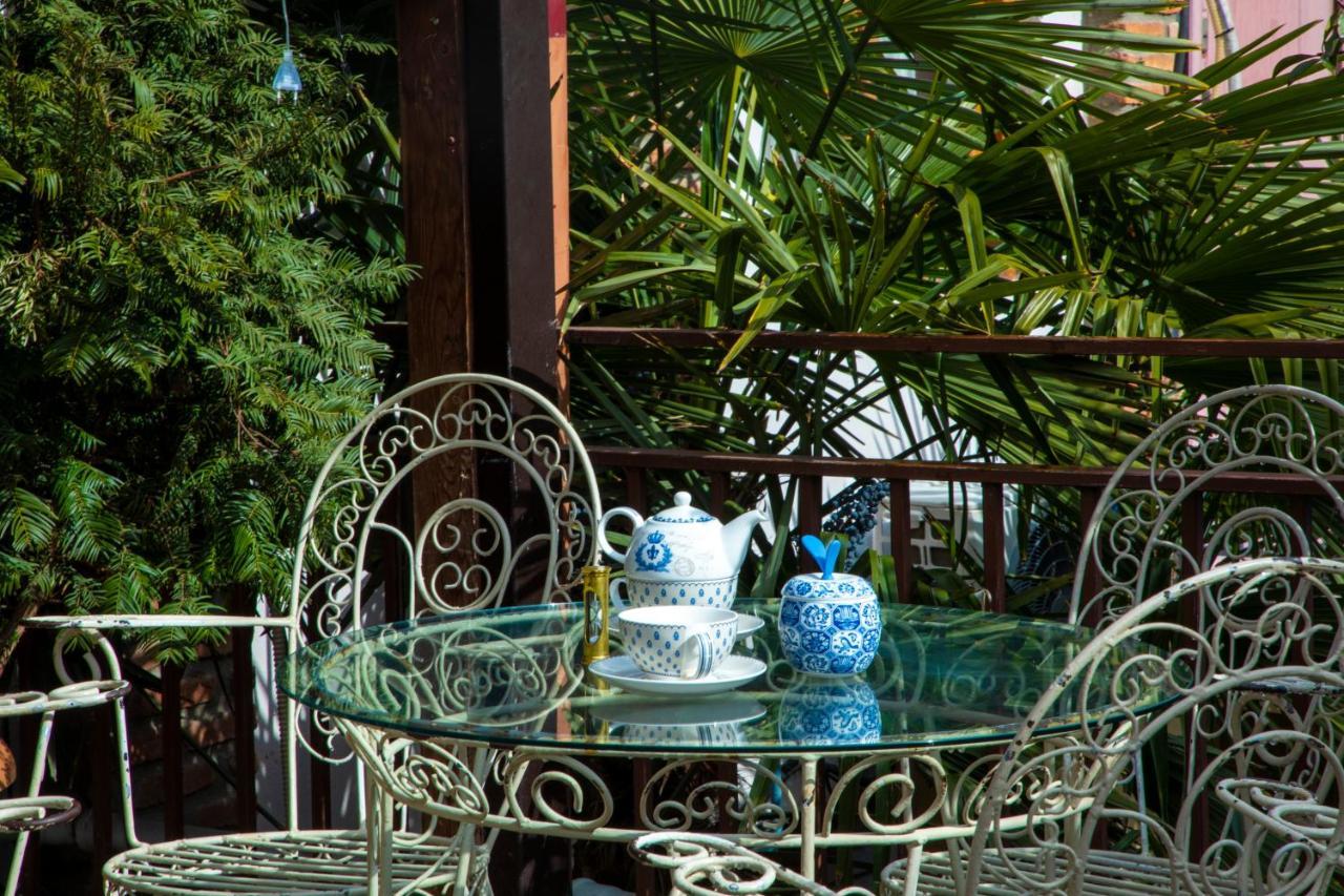 Tatin - Hotel & Cafe In Mtsʼkhetʼa 외부 사진